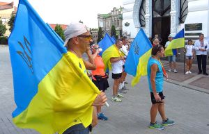 Кропивницький: Освячений Державний прапор продовжує шлях країною